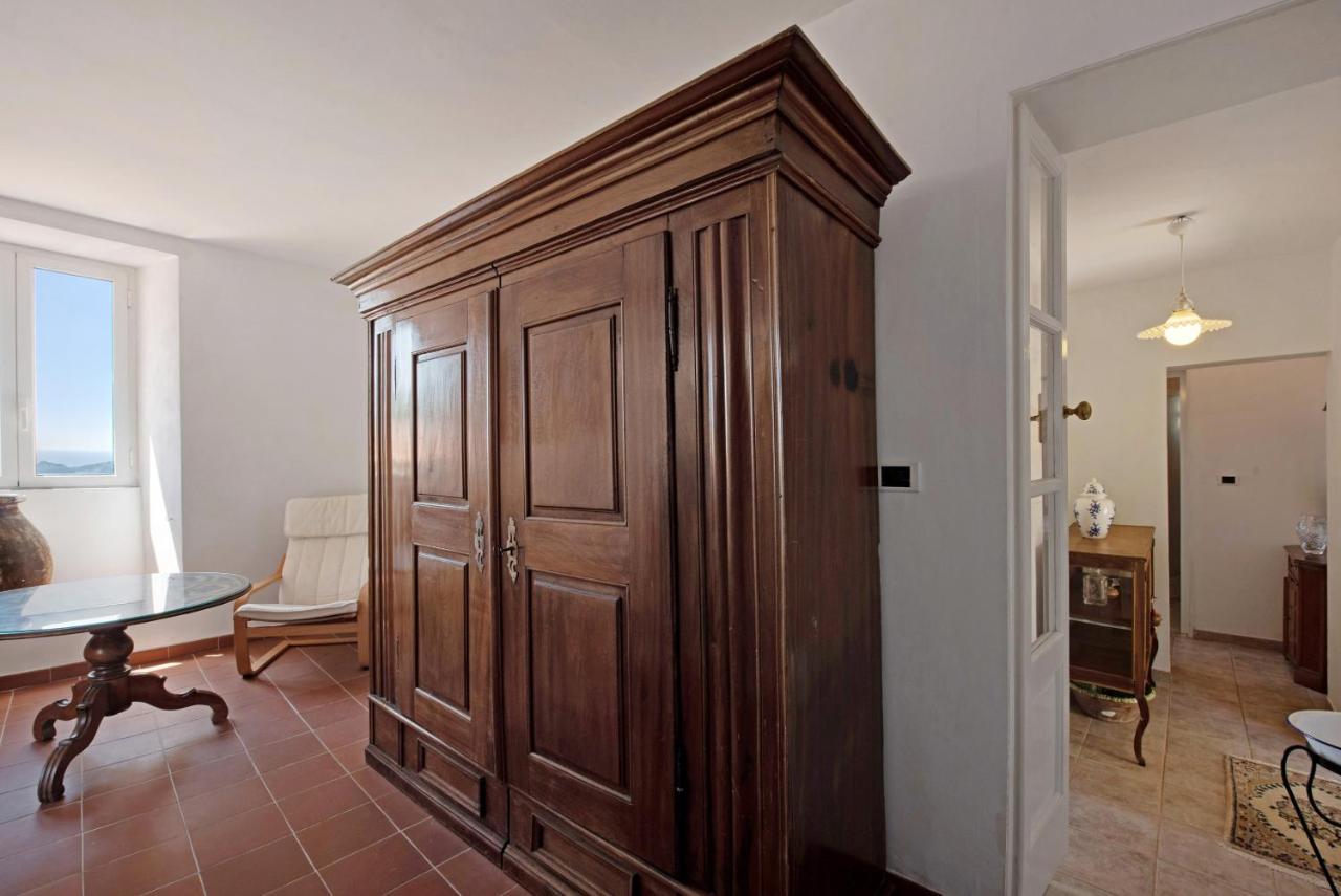 Villa Con Vista Mare